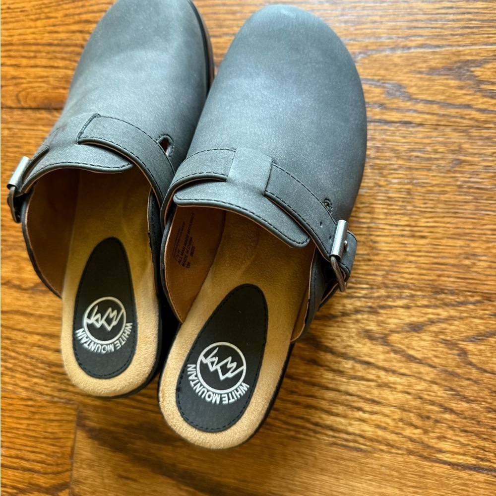 White Mountain Black Slip-On Clogs - Picture 2 of 3
